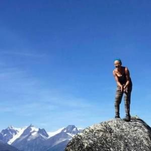 Meet your Posher, Jean